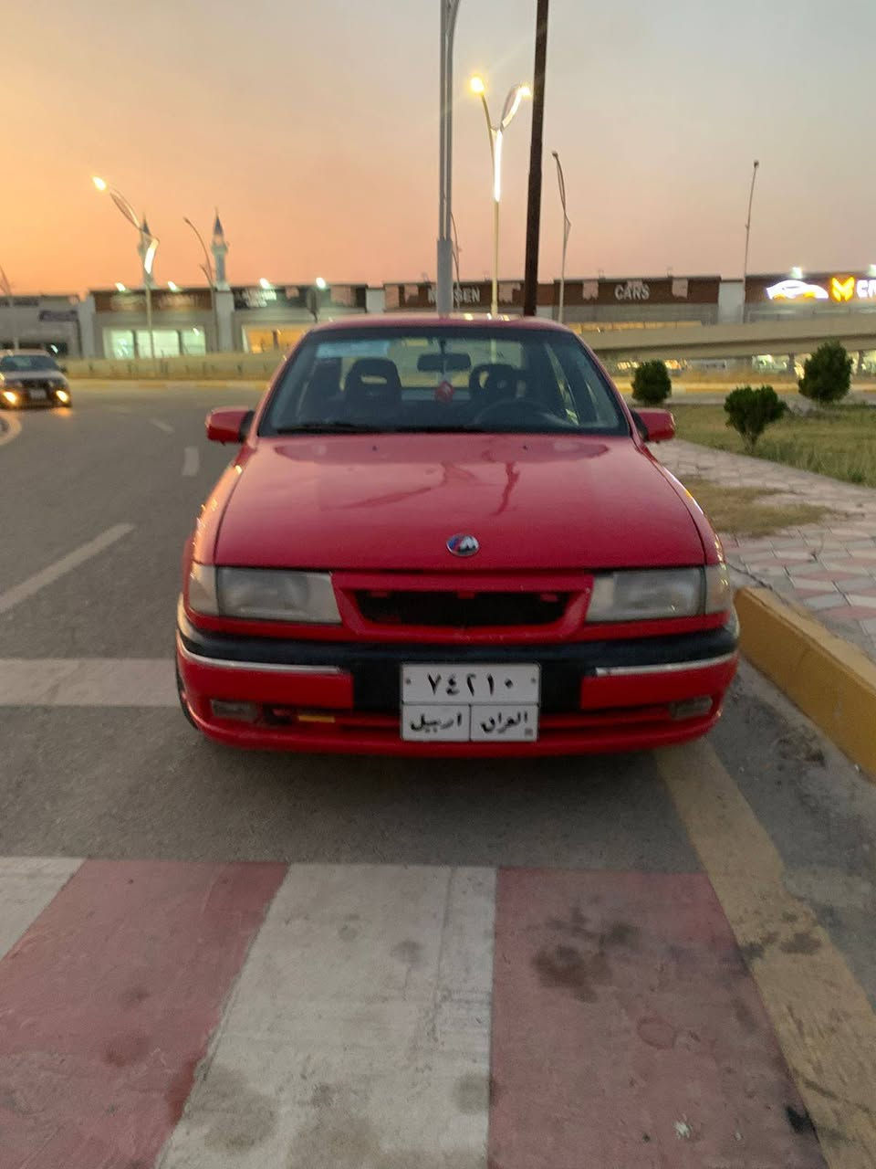 سياره اوبل فكترا موديل 92حجم16قايش عريض باور سياره نظيفه جدا كولشي مابي شرط بدون ضربه سنويه منتهي فقط بي دفتر بنزين كهربائية كلها شغال تخم صدر جديد سعر 35وبي مجال بسيط عنوان كركوك رقم هاتف ***********

