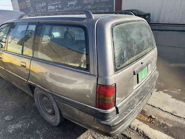 السلام عليكم 
اوميكا 1991 للبيع محرك 20 كصه جديد شواصي نضيفه بدون خيسان كير وتوماتيك السياره نضيفه السعر 20 العنوان موصل 
للتواصل ***********
***********
