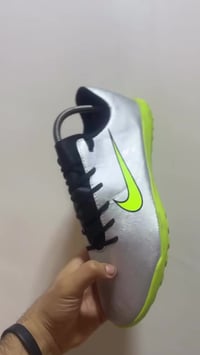 حذاء تارتان • مقاس ٤٥ • أصلي