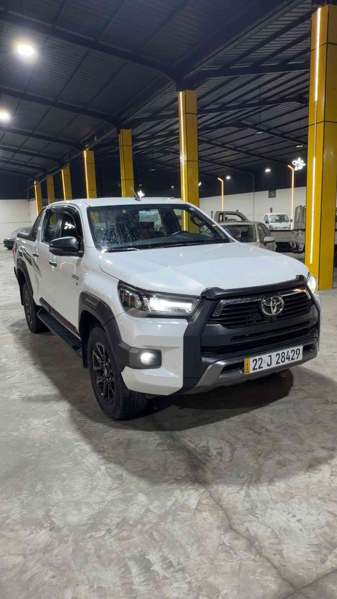 اللهم صلي على محمد وآل محمد 
السلام عليكم 
للبيع هايلوكس افنجر 2025
رقم اربيل تحويل مباشر 
السياره كفاله عامه 
ماشيه25000 Km
مواصفات 
فورويل 6 سلندر
اشاير بالمري وشفط 
تحكمات ستيرن رادار 
شاحن وايرلس
كامره
قطعتين تبريد 
فول للاخير 
السياره بوضع الزيرو 
السعر450 بيها مجال للطيبين 
العنوان ديالى الخالص
***********
***********
