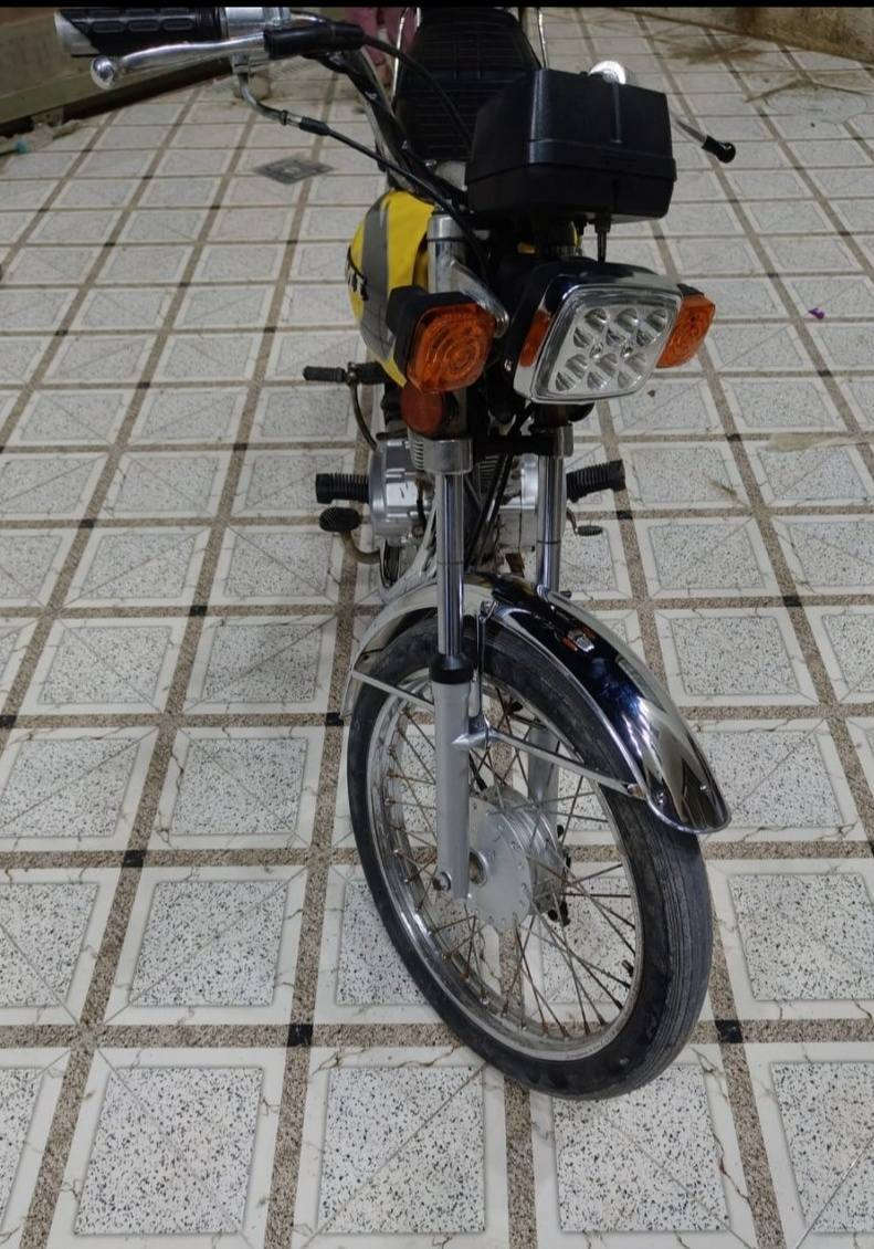 السلام عليكم دراجه نامه 21 رقم ابيض بسمي تحويل ثاني يوم استخدام شخصي
1,650 وبيهه مجال قليل كلش 
مكاني شط العرب جزيرة 
***********
