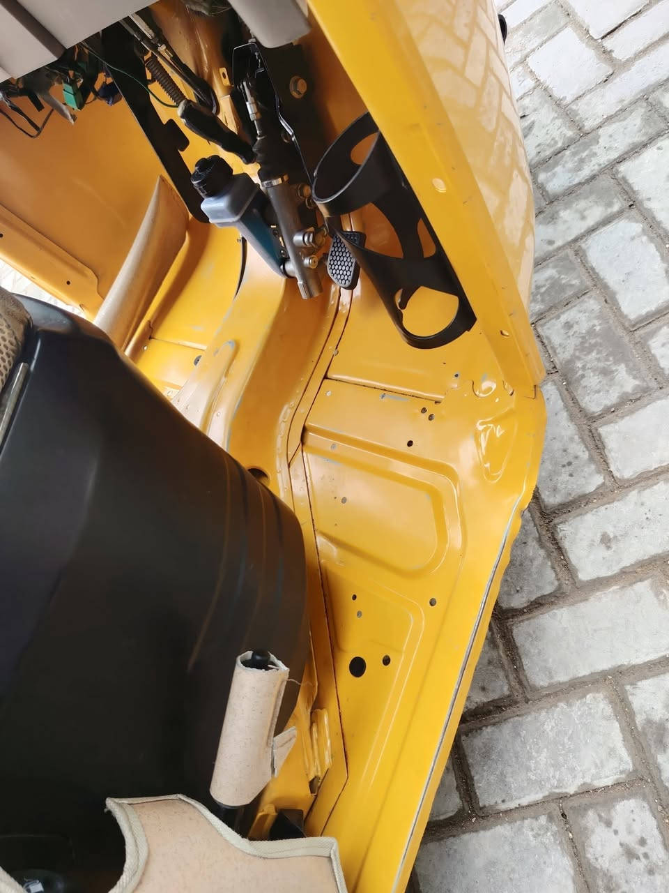 السلام عليكم
تكتك ٢٢ شهر ١١ كفالة عامة  تكتك مامشتغلة مشيها ٦٣٠٠٠ حقيقي ماملعوب بيها مكينة مكفولة كفالة عامة مامفيلسة الله شاهد والي يحب يخابرني  عل رقمي ***********
السعر١١ مليون وبيها مجال شي بسيط والعنوان مدينة الصدر
