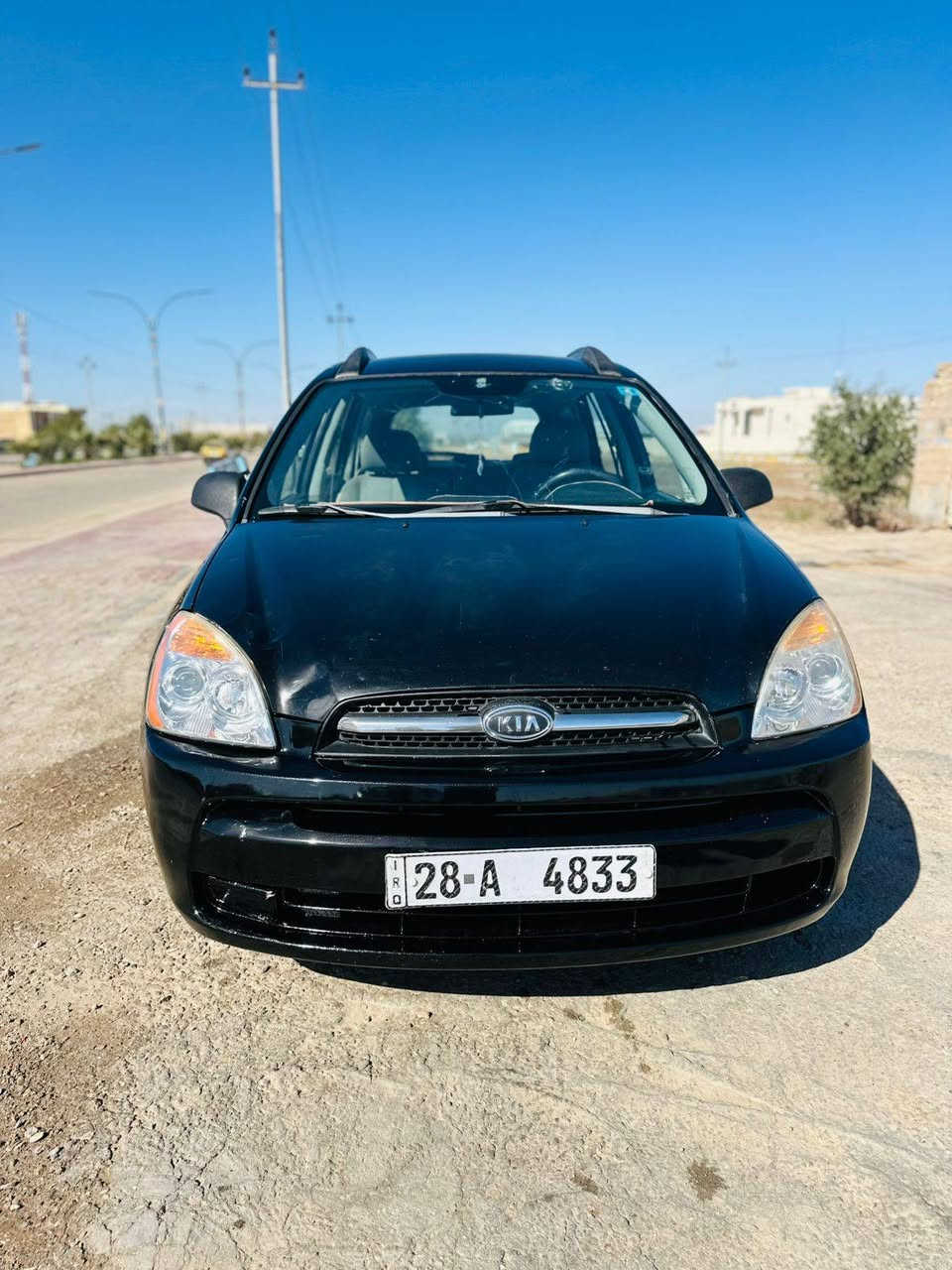 السلام عليكم لبيع كيه روندو موديل 2008 وأرد أمريكي بيه ثلاث قطع صبغ بدون دواخل مكينه 2700 رقمه نجف انكليزي راعيه بلعماره مكان السيارة ميسان العماره السعر ٨٥ الشراي يتصل ***********
