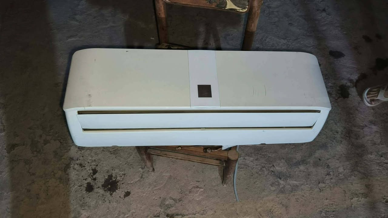 قطع داخليه البيع طنين ب125طن ونص115 مع ريمون شغال شرط فحص مكانهم حي السلام


**إذا كنت صاحب هذا الإعلان وتريد حذفه لأي سبب، رجاءا أرسل رسالة إلى الدعم الفني**