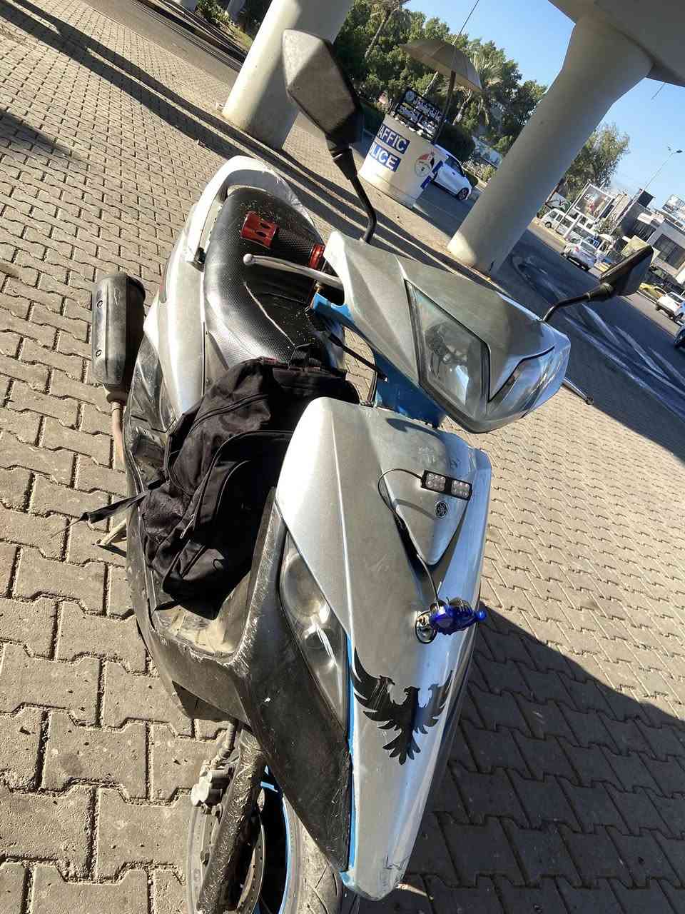 السلام عليكم دراجة ماكس ثعلب للبيع السعر 490الدراجة كلها شغالة كاملة من +كهربائيات من هورن بانزين أنسا متصرف الدراجه مالها صوت خرسه  مامتعوبه من كلشي شغل وطلع وين ميعجبك (العنوان بغداد _ حي المكاسب قريب ع سريع الدولي الرقم ***********
~هاذا بي واتساب ***********
