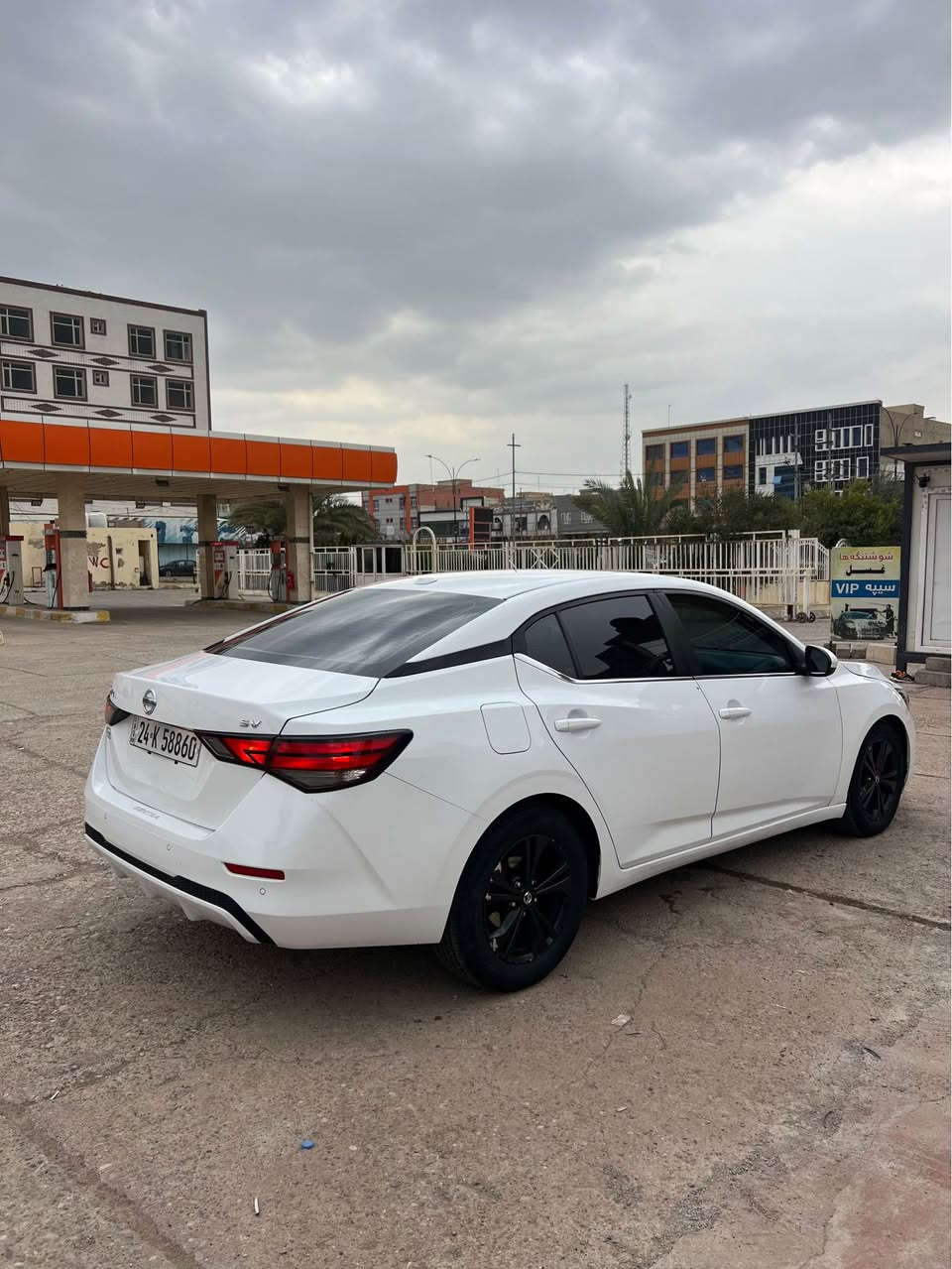 Nissan Santra 2023 spi
نيسان سنترا سبي SV 
3بارجه صبخ بي داخلي بي يرباك
صقف دوو بوست PDR 
سياره رقمه جاهزه ياب نافي من
 تحويل وكاله شرت
جهي سياري ئاكرئ 
رقم موبايل *********** اكر, نينوى
