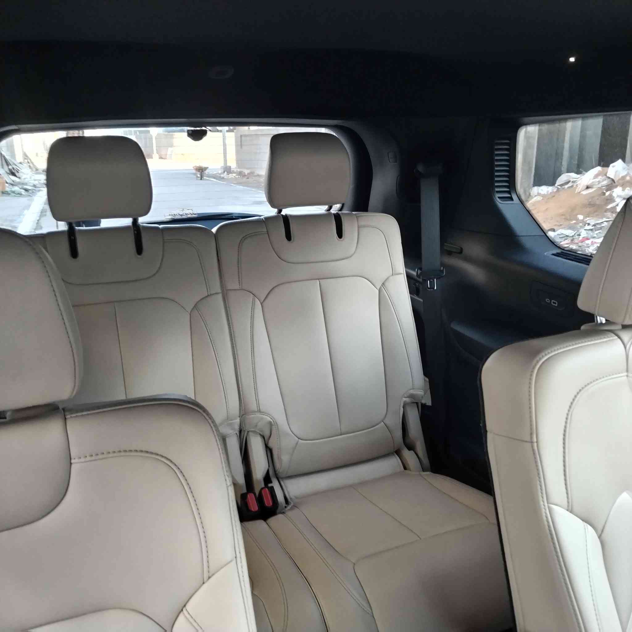 سلام عليكم جيب كراند شيروكي لمتدد 2023 وارد أمريكا حادث خفيف بدون ايرباك سياره بسمي رقم اربيل لمتدد 7 راكب 355$ للتواصل *********** مكان سيارة نجف
