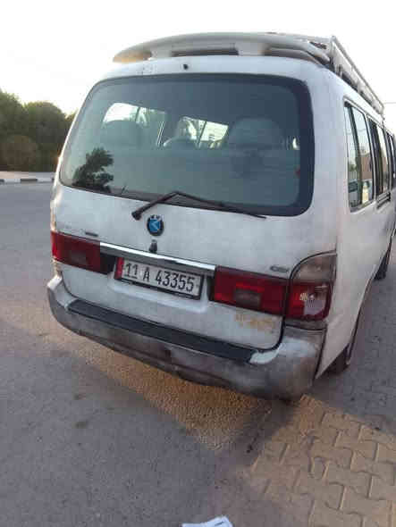 السلام عليكم 
منغولي 14اصل مسكر بس مكينه مفتوح 
رقم نكليزي.مصفره مرؤر وهيئه 2005اصل 
حداديه توني مسويها جاهزه كبل لشارع السعر  95 عل النت مامتواجد 
***********
