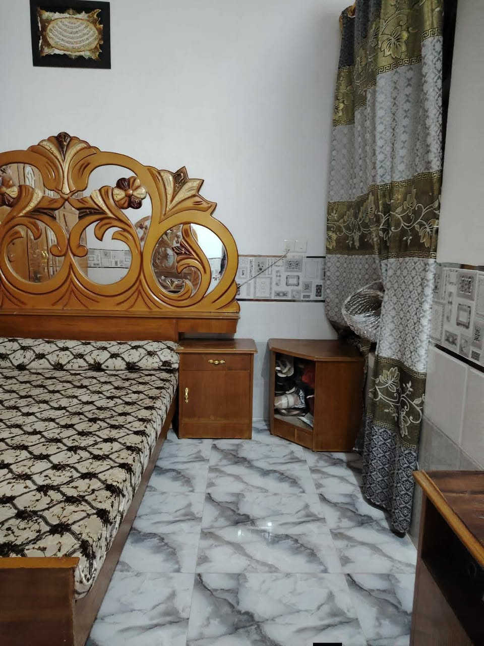 السلام عليكم غرفة نوم طابقين
مستعمله نظيفه مثل ماوضح بالصوره
السعر 750الف وبيها مجال شي قليل 
***********
