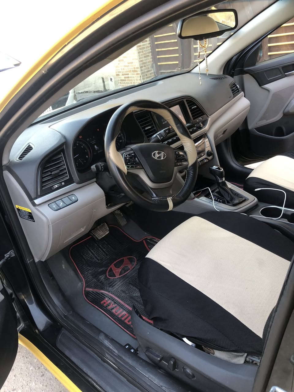 للبيع.   للبيع.   للبيع
النترا: مديل2017 امريكي
سياره فول ماعده الفتحه
تخم تاير جديد حداديه صدر حديده 
بصمه تبريد ويه السويج ثلج ❄️ 
كشنات جلد ومدوشمه سياره نضيفه 
وجاهزه 
مكينه 2000 دوش
حادثها فقط باب السايق بدون دواخل
هاي صور الحادث والسونار
المحرك جديد مبدل نص
سياره باسمي كبل تحويل
سعره:125 بيها مجال قليل 
للستفسار:***********
