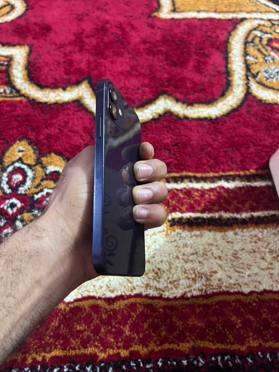 سلام عليكم آيفون١٢العادي الجهاز نضيف مستبدله بطاريه الصليه تغره١٠٠ شحن نت اتصال كلا شغال مابي أي شي تفحص وتأخذه كارتونه ويا للمراوس ب١٢برو ماكس للمراوس فقط بآيفون بكاني بصره الهارثه ***********
