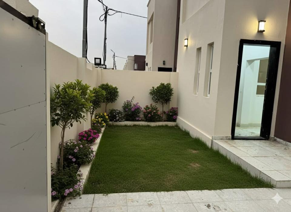 دار للبيع في مجمع المرتضى السكني

١٦٠متر طابقين 
جاهز للسكن موقع مميز بلوك15   
واصل 71 مليون يباع بتطلوعة 💙

للاستفسار 
***********
