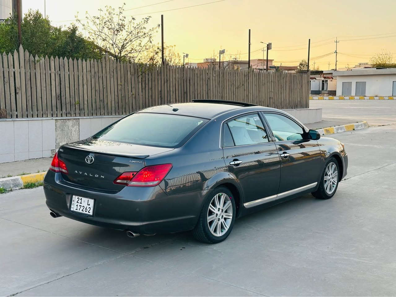 تويوتا افلون  موديل2009  سعره 104 مواصفات امريكي استراد خاص  فول فول مواصفات بصمة سلايت كشن جلد كشت تبريد و تدفية ٥ بصمة برده بيلاد  تحكم سياره كير محرك كفاله سيارة بيها صبغ ٣ قطع و نص   بدون داخل بدون شاصي بدون ايرباك باقي مكفول رقم سنويه هزه كله جديد لحد 2030  بشرط تحويل ثاني يوم بسمنه عنوان كركوك اسكان
اسيا   :    ***********
كورك : *********** كركوك, العراق
