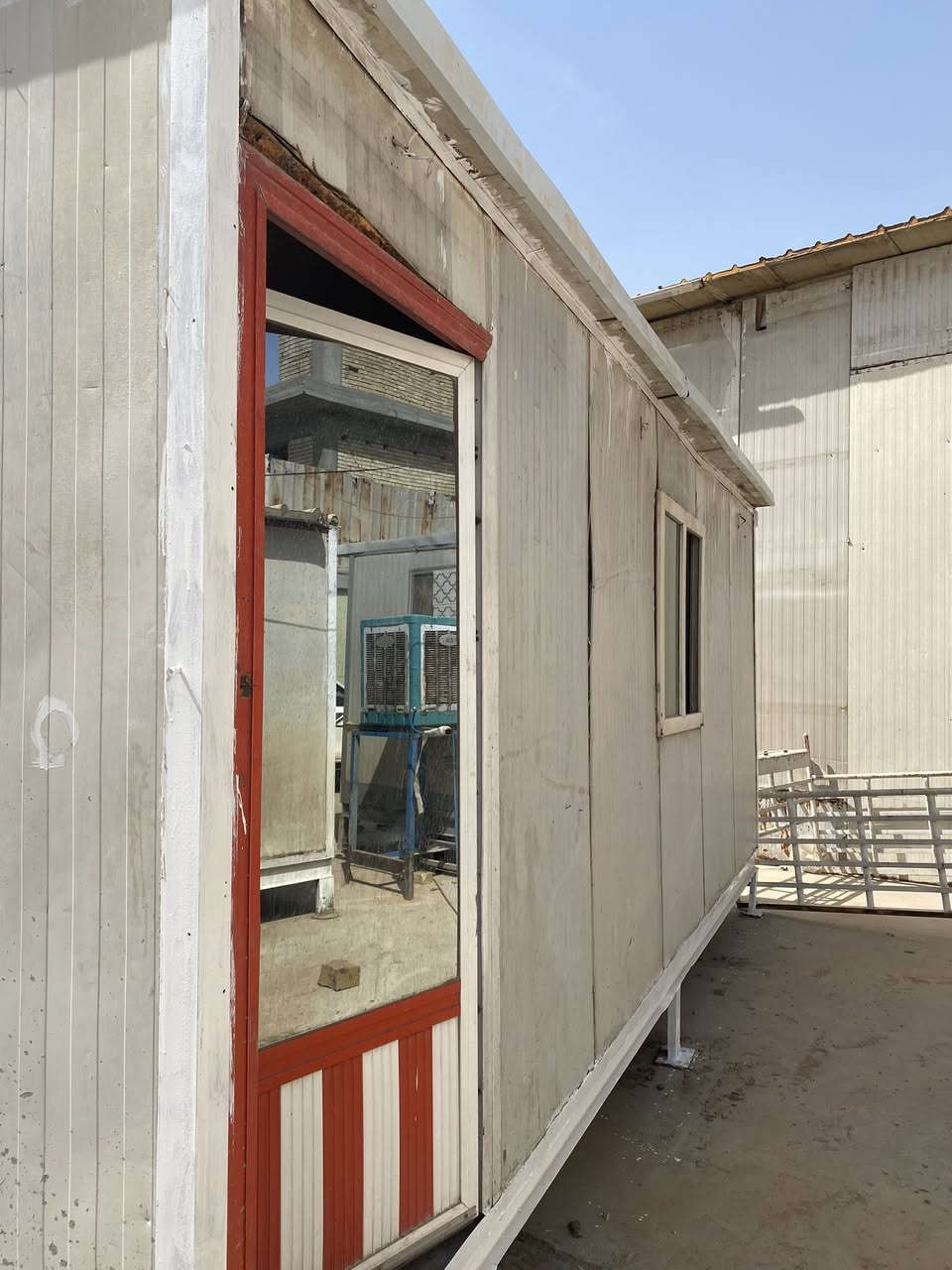 كرفان للبيع طول 6x3 العنوان بغداد ***********
