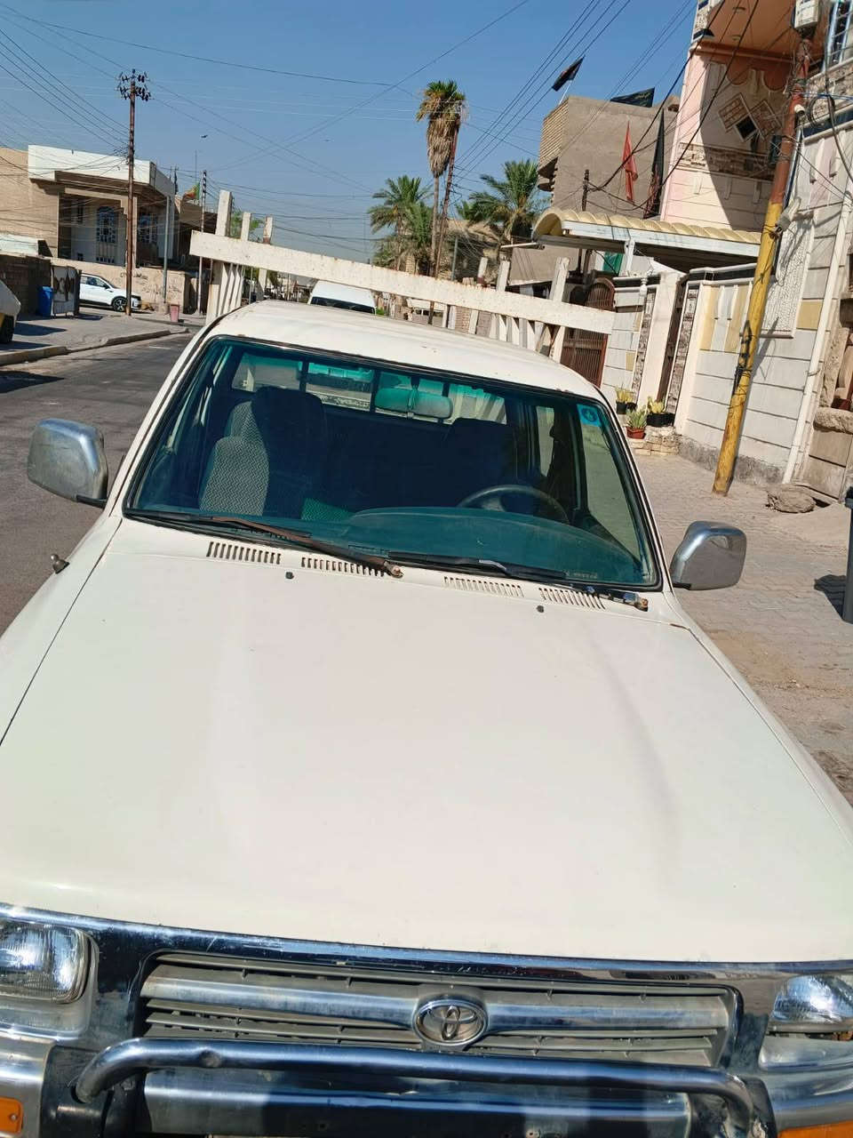 السلام عليكم 
بيكم دبل قماره نوع تويوتا موديل ١٩٩٣
باسمي تبريد شغال
صدر نضيف محرك تو واي
غرفة حلوة رقم بغداد انكليزي سنوية لغاية ٢٠٣١ مصبوغه حزام محرك وكير مكفولات
كهربائيات كامله 
للتواصل على رقم 
***********
***********
واتساب وماسنجر
