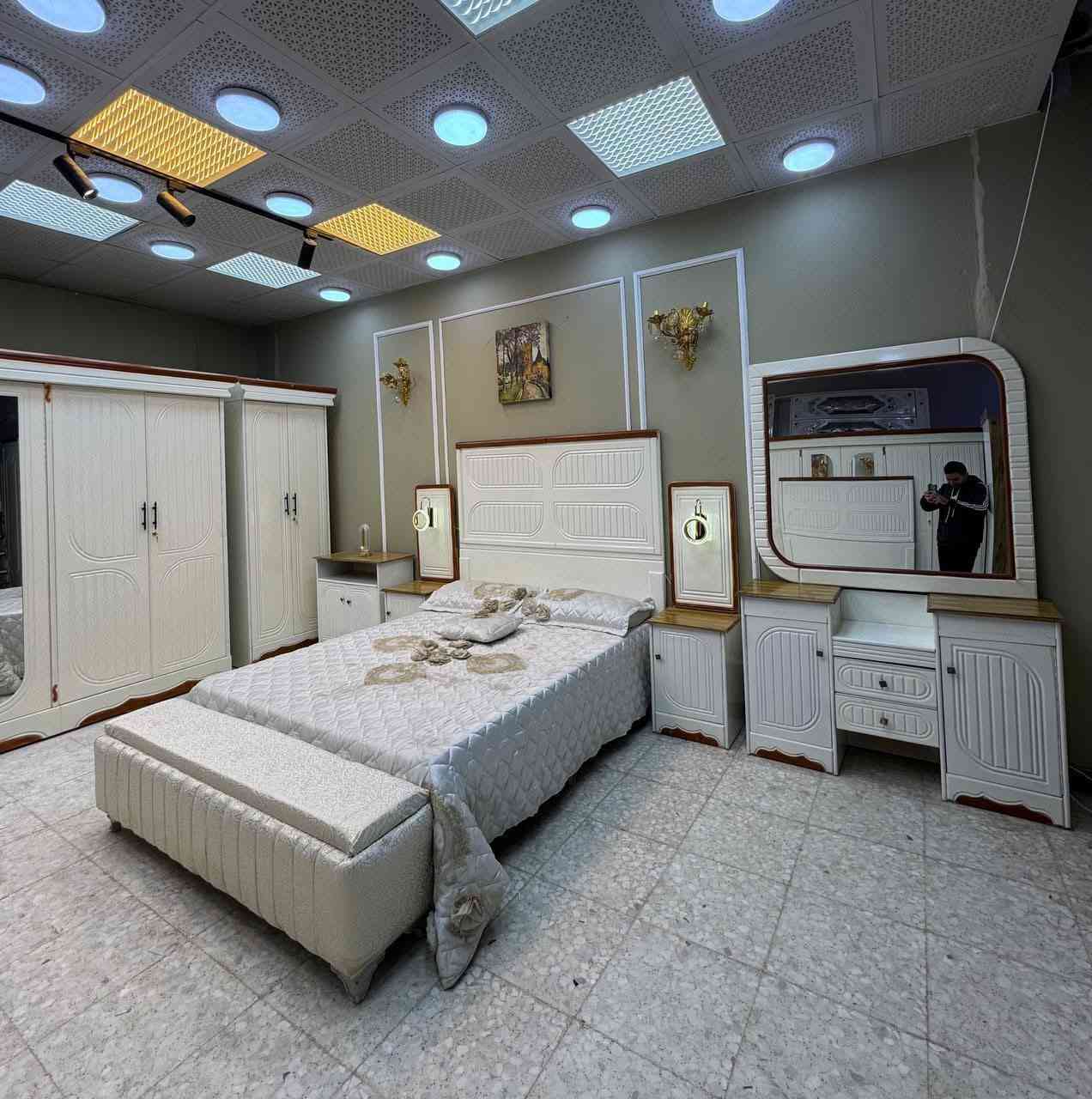 جديدنا جديدنا 🔥🔥🔥 
غرفه نوم عراقي بتصميم تركي 

🔅تفاصيل الغرفة المرمري  ....

 خارج ٤ملم ام دي اف 🔺
وداخل صاج ٣ملم 
صبغ حراري  درجة اولى 

عدد القطع  ٧ قطع 😍
🔺1 //جرباية  قياس  ١٦٠ × ٢٠٠ 
🔺//ميز جانبي ايسر قياس ٥٠
🔺2// وميز  جانبي  قياس ٥٠
🔺3// زاوية ارتفاع مترين عرض ٨٠
🔺4// وميز بلازمه  
🔺5//وميز مراية ارتفاع مترين عرض ١٢٠
🔺6// وكنتور ٦ باب  ارتفاع مترين و١٥ طول ٣ متر و١٥

القطعه الثامنة حسب الطلب شازلون
للطلب والاستفسار مراسله الصفحه 
متوفر خدمه توصيل لكل المحافظات 🇮🇶🇮🇶🇮🇶


**إذا كنت صاحب هذا الإعلان وتريد حذفه لأي سبب، رجاءا أرسل رسالة إلى الدعم الفني**