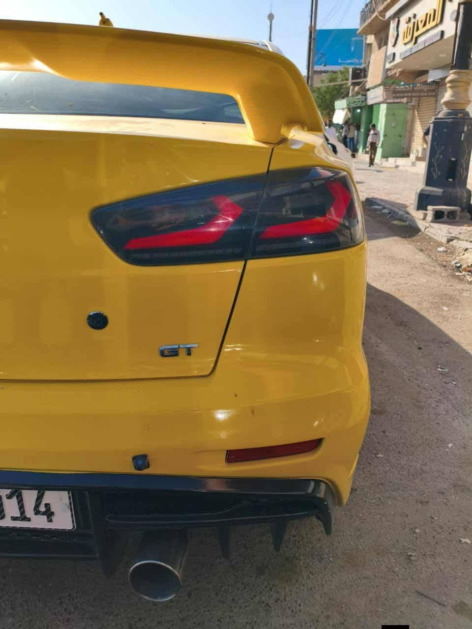 السلام عليكم لانسر قرش GT  السعر 65 وبيه مجال فول موصفات فتحه وبصمه شفتات سرعه تحكم استيرن سياره لايت بك لايات سبورت بنيد كاربون فايبر وبعد بيه كومة مواصفات بيه فقط محرك كايم باقي اكفلك كهربائيات كير صدر مشط شدريد اكفلك حاضر مكاني بغداد العبيدي ***********
