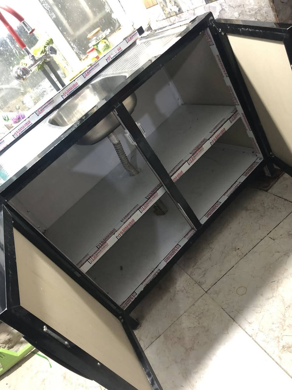 جمعه مباركة
جربايه صاج عمل عراقي بيها مخزن كبير مع الدوشك ب75
ثلاجه فستل جديده كلش مع قاعده وكتلوك ب220 
صوميه نفر مع دوشك 35 
رحلة صلاه صاج عمل وبيها مخزن ب35
غساله جديده كلش ب120 
سنك جديد ب120 
كومدي وردي ب30 
ميز بلازما ب15 
بيهن مجال مكان بغداد


**إذا كنت صاحب هذا الإعلان وتريد حذفه لأي سبب، رجاءا أرسل رسالة إلى الدعم الفني**