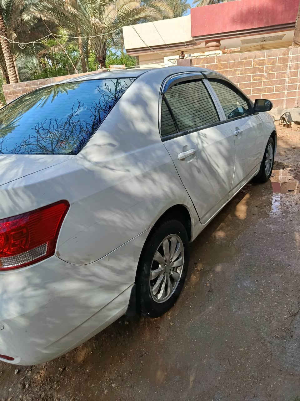 بي واي دي . G3   موديل ٢٠١٣ . فول مواصفات . كير عادي . بلاديه . كفاله من حادث أو صبغ . عدا . تصليح خياسات  . جاهزه مكينه . كير وحداديه.  . رقم كربلاء .  السعر . ٥٢$   للاتصال  ***********.  مكان السياره كربلاء
