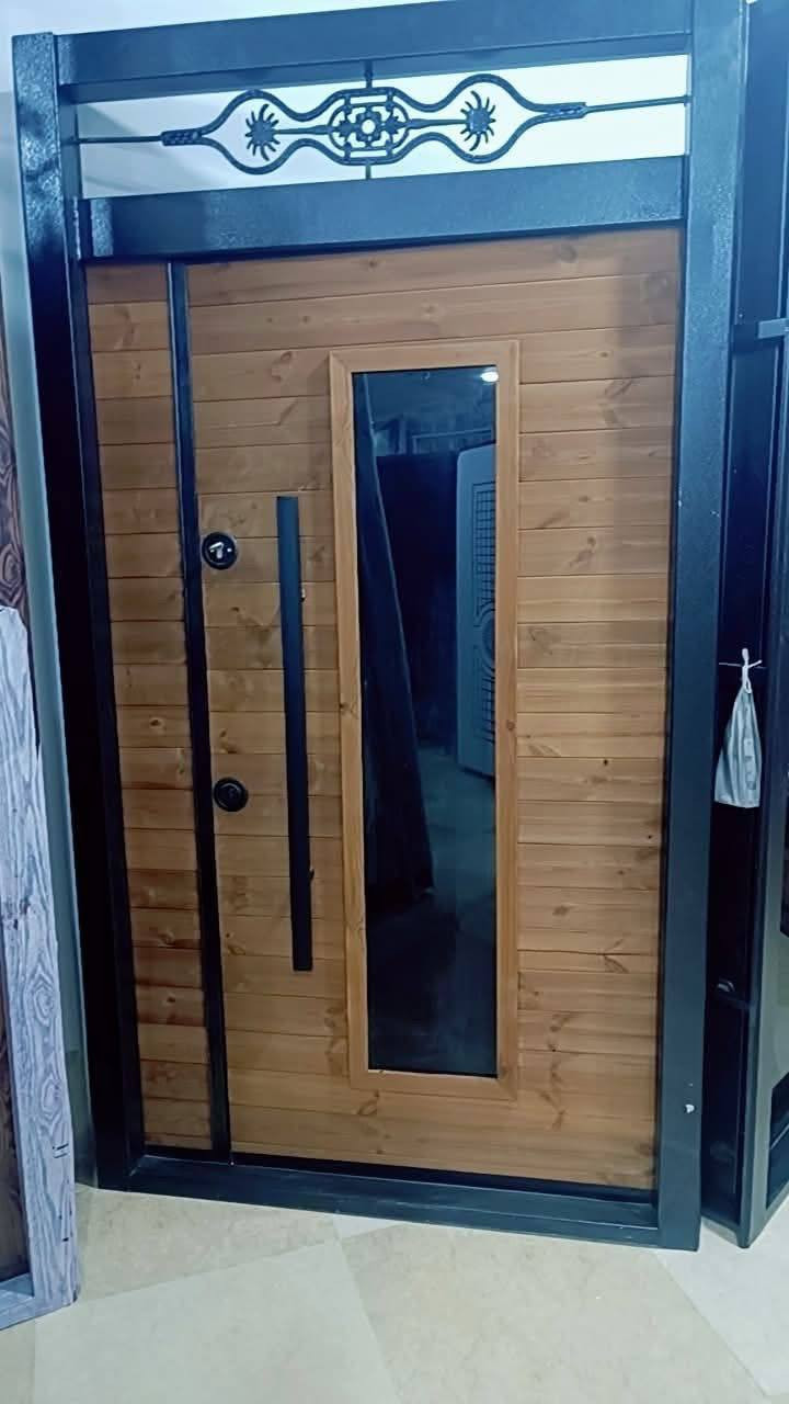 سلام علیکم البیع شلع یعني تاخذ کلە انطیك بهیج سعر 
مدخل اوکلیدور مشکل 120 و130 عرض
وارتفاع 240و 260 
العدد 46 قطعە 
القطعە 300 الف اقل من الجملە اللە شاهد تصفیە مخزن یعنۑ خسار
کلهن سعرهن 750 و600 و 900
بالنسبە للابواب الغرف بس طلاکە اترید جرجوبە اجهزلك سعر الباب قفل اقل  کمیە 100 عدد  40 الف مع الجرجوبە 90 الف
العنوان کلار ***********
