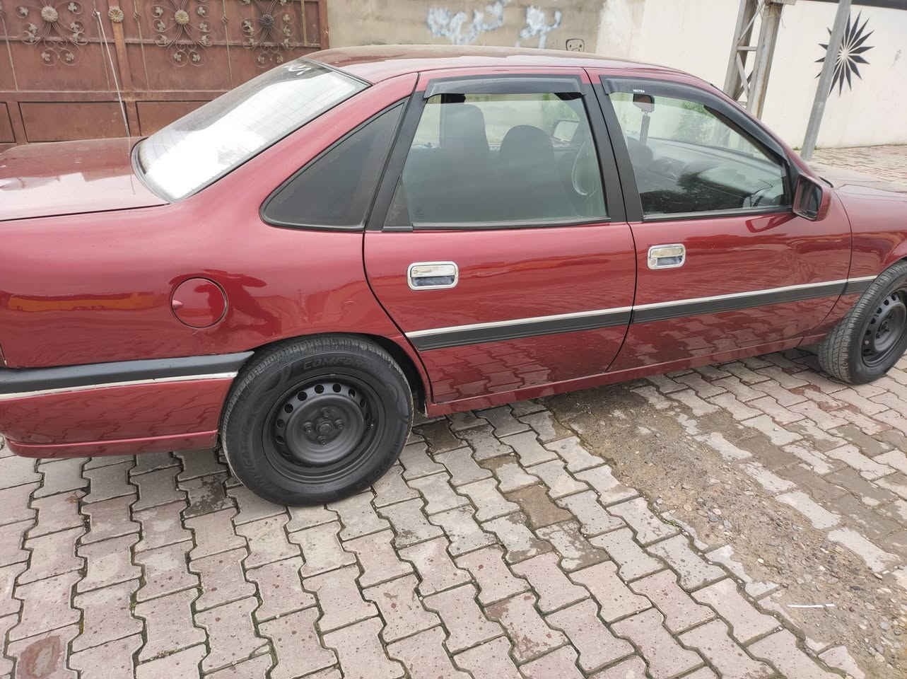 اوبل فكترا موديل 1990
رقم دولي سنويه ساقطه 2025شهر4
دفتر بانزين موجود تاخم صدر جديد مكينه كير شرط 
سياره شرط تحويل  صبخ عام جمالي بدون ظرب 
سعر35وبي مجال
***********
***********
