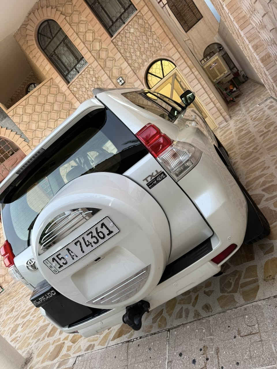 للبيع  فول مواصفات دبل تانكي 6 سلندر
بيه صبغ بالباب الخلفي والجاملغ الخلفي 
رقم وسنويه كله جديد وبسمي 
مكان السياره الرمادي 
جاهزه من كلشي كير محرك حداديه كله سليم 
***********
***********
