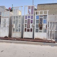 بيبان وشبابيك البيع السعر ٢٠٠ قفل بغداد حي النصر قرب المعارض 077058297...