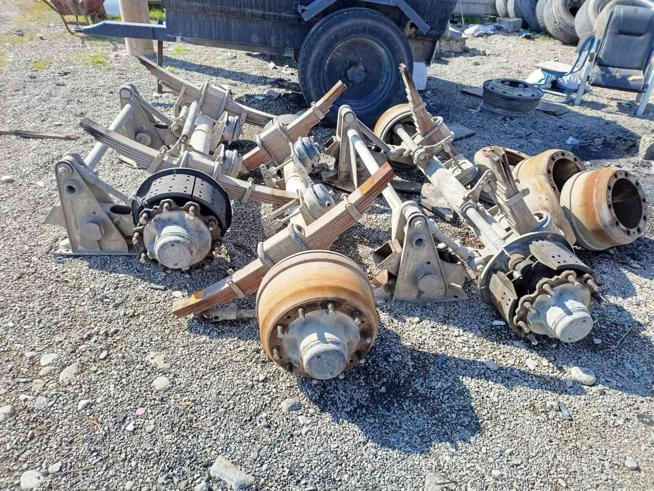 دنگیر samba وەرەق
مەزبوت 
سعر 8معامەلە 
شوێن سەیدساق 
***********
***********
