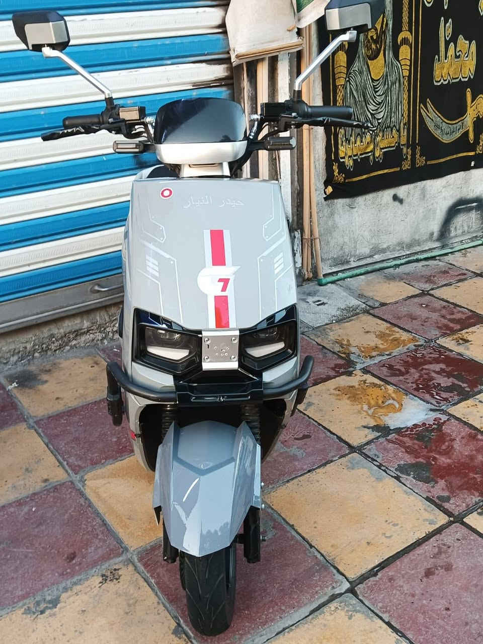 السلام عليكم دراجه ام عيون فول مواصفات بطاريات جديده كلش جديده رقمي للتواصل ***********
