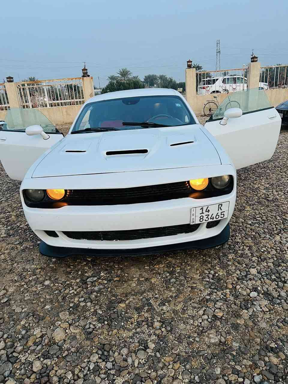 السلام عليكم 

دوج جالنجر SXT bLS2014
سياره حلوه وكامله من كلشي 
كير ومحرك 
حداديه جديده 
منضومه تبريد جديده 
تخم تايرات جدد 
كشنات حمر 
سياره جاهزه من كلشي وحلوه ونضيفه 
سعرها110 وبيها مجال للشراي 
تواصل (***********) وتساب ،هاتف
او مراسله الصفحه
