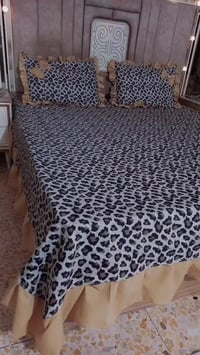 فرشات سرير • حسب الطلب • اسعار بلاش