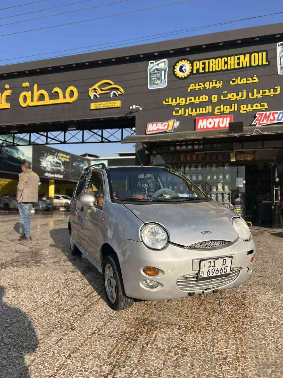 سلام عليكم  كيوكو لبيع موديل 2010 سياره بيها اثر نفخ وما ماثر رقم اجنبي كابون بانزين بيها شرعي بلوصل كير توماتيك داخل بيجي سياره نضيفه يرادلها شويه ترتيب سعره 32وبيها مجال للطيبين،،،،،***********/***********
