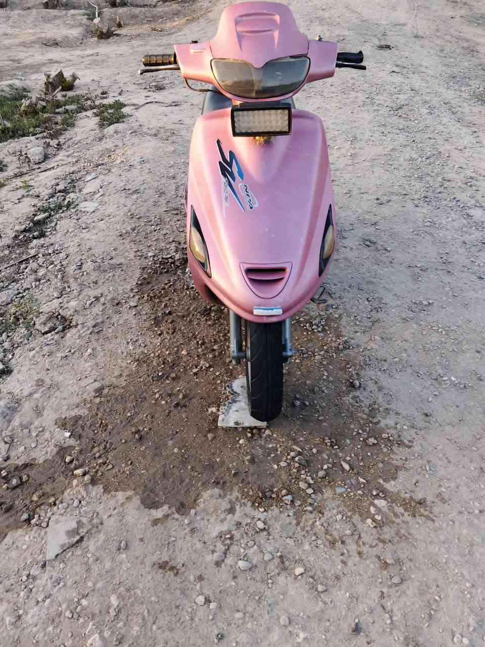 سلام عليكم فراشه كل نقص مابيه مستعجل عله بيعته كله شغال  مكينه خير من لله مكاني بايل  الحصوة السعر 350 بيه مجال بصيط للستفسار ***********
