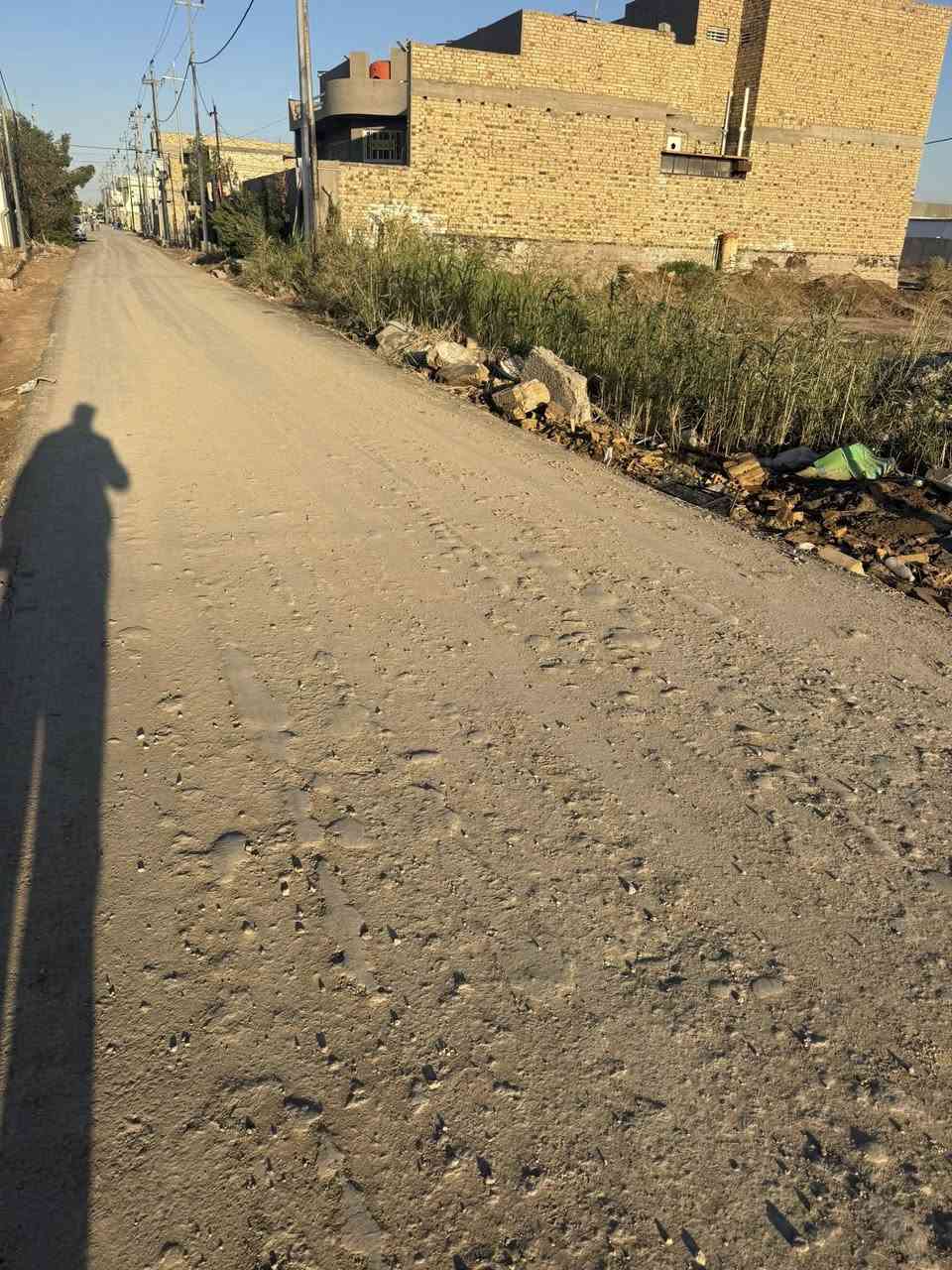 ياالله قطع للبيع طابو زراعي سند   25 )
مداور بسم المشتري 

العنون طريق  ديوانيه  نجف قرب ساحة التوديع الديوانيه. تقع على 

شط الصب خلف فوج التكتيكي على تبليط  مباشر 
متوفر مساحه 200  + 400 ركن مع 

كافة الخدمات ماء كهرباء  تبليط  

لاستفسار  ( *********** )
