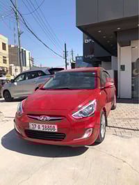 اكسنت ٢٠١٥ • احمر دم الغزال • ضرر امامي