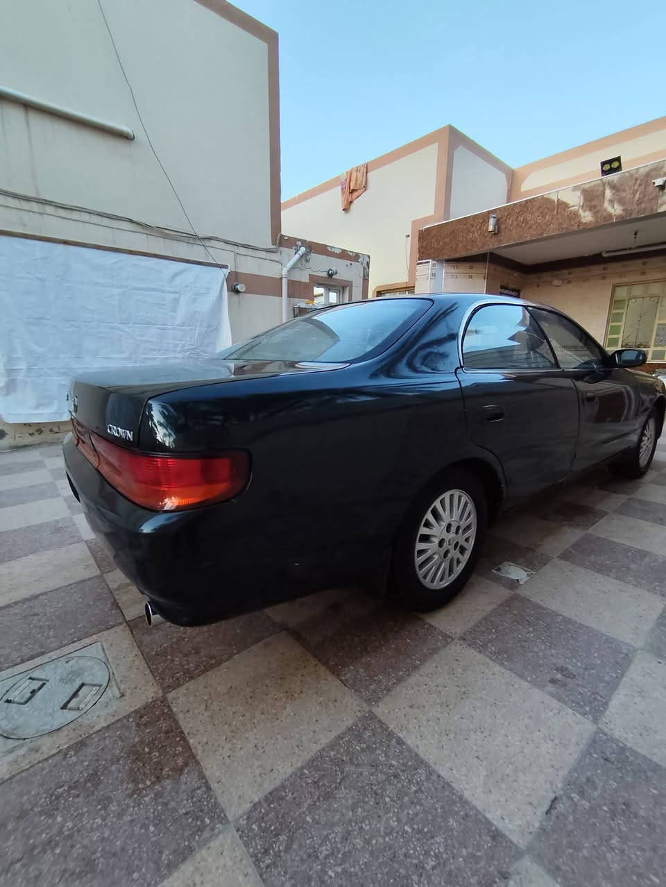 سلام عليكم.. 
شيزر نفخ للبيع او مراوس
اللون زيتوني 
الرقم قادسيه (دولي) هزه جديده تحويل مباشر
المكان نجف كوفه 
محرك 2500
مكفوله گص ونقل وحادث 
طخات بسيطه فقط.. حوض شواصي تكم زلغ مابيها حداديه تخم تاير گير محرك كهربائيات كله جديد تبريد شغال 
السعر 58
الاتصال ***********
