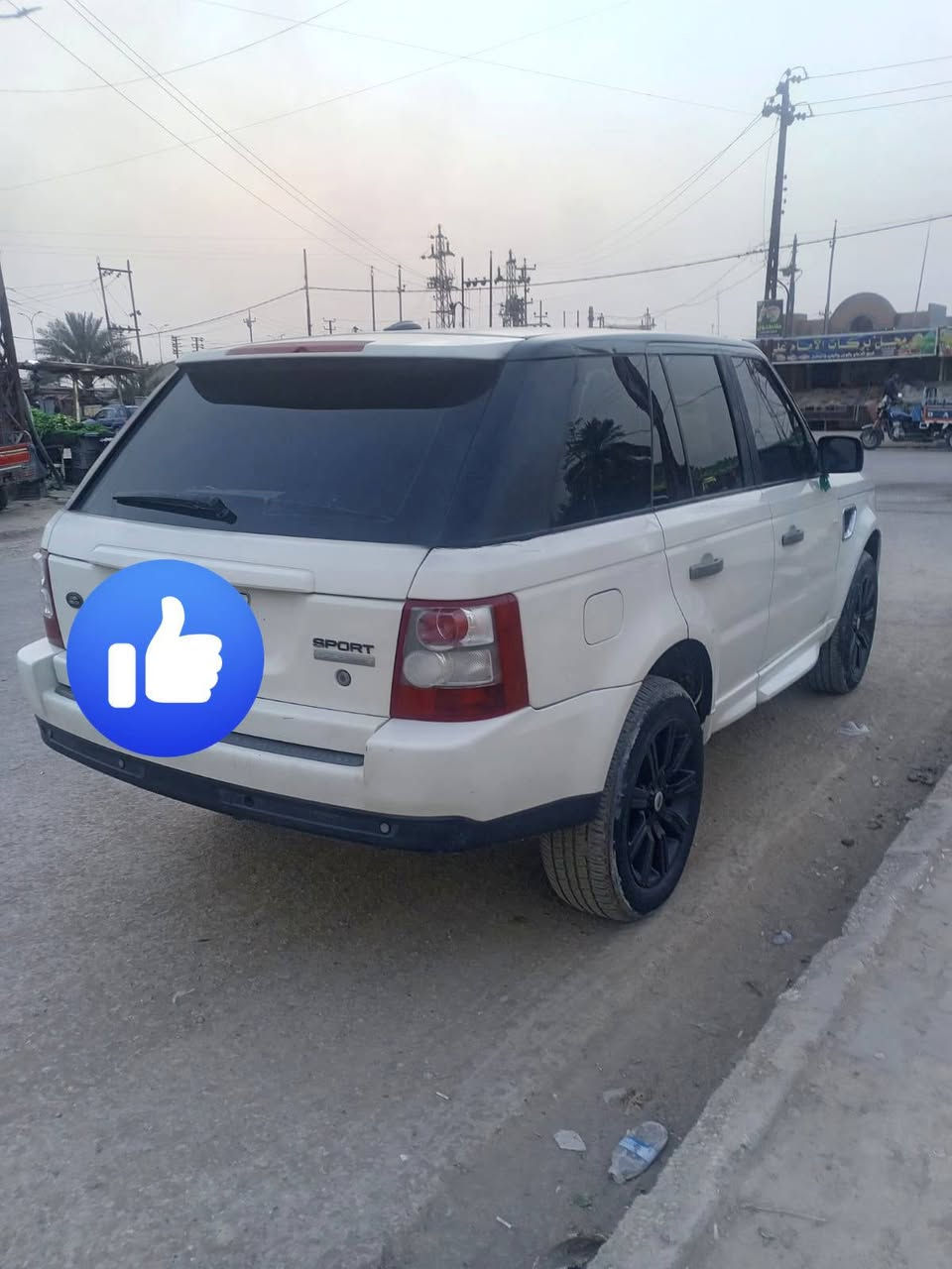 السلام عليكم من رخصت الدمن المحترم للبيع رانج موديل ١٠ محوره مكينه ديفور الجبيره بلجيس مكفوله من كلشي من كص وطلب عشائر سياره شلعه فول تخبل حيل جديده بمعنى الكلمه تراي كلش حلو سبورت جوبلس شغال توني شادهن فول مواصفات السعر ٥٥ وبيه مجال المكان واسط مراوس حسب القناعه ***********رجا رجا الموشراي لايخابرني
