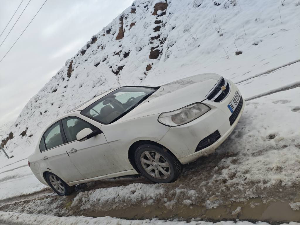بەناوی خوا شۆفلێت ئەپیکا ٢٠١١ گێڕو مەکینەی بەشەرت کراوە بە ٤ بستۆن. سەیارەکە فولە ناو زەردە سوکان ڤۆلیۆمە ئاوێنە کارەبایە ناو فۆرمیگایە کوشن هیتەرو کارەبایە ئاوێنەی ناوەڕاست دژە فولە لایت ئۆتۆیە فڵچەی جام ئۆتۆیە سلایتە تەبرید ساردو گەرمی بەشەرت تەبریدی زۆر ساردە  سەیارەکە بێ دەعەمە وەکو بۆیاخ بێ بۆیاخە یەک دو پەڵەی بچوک ساردو بۆیاخی هەیە  بێ ڕەقەمە مەنەفێستی برایم خەلیلی هەیە سیعری ٤٣ وەرەقە مەجالێکی کەم ماڵی خۆمە هی مەعرەز نیە شوێنم سلێمانیە السليمانية, العراق


**إذا كنت صاحب هذا الإعلان وتريد حذفه لأي سبب، رجاءا أرسل رسالة إلى الدعم الفني**