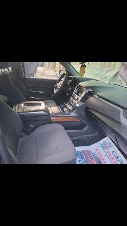 اخوان السلام عليكم تاهو ادوات موديل ١٦ ا كير ومكينه اكسل حداديه تبريد تخم تاير اي نقص مابيه سياره جاهزه للاخير الكشر تجي اشوف بعينك ابيعلك هل موجود مواصفات LT 
قاصه ثلاجه السعر١٣٥ وبيه مجال ترهم امراوس حسب القناعه اتصال ع رقم تلفون ***********
