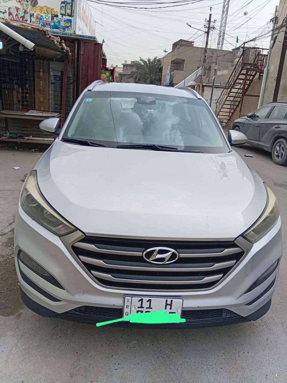 توسان وارد امريكي 2018 ظرر بس بنيد مبدل سياره كامله مابيه اي نقص سعر 145 لبيع او مراوس حسب القناعه  وتصال على هذا رقم ***********
