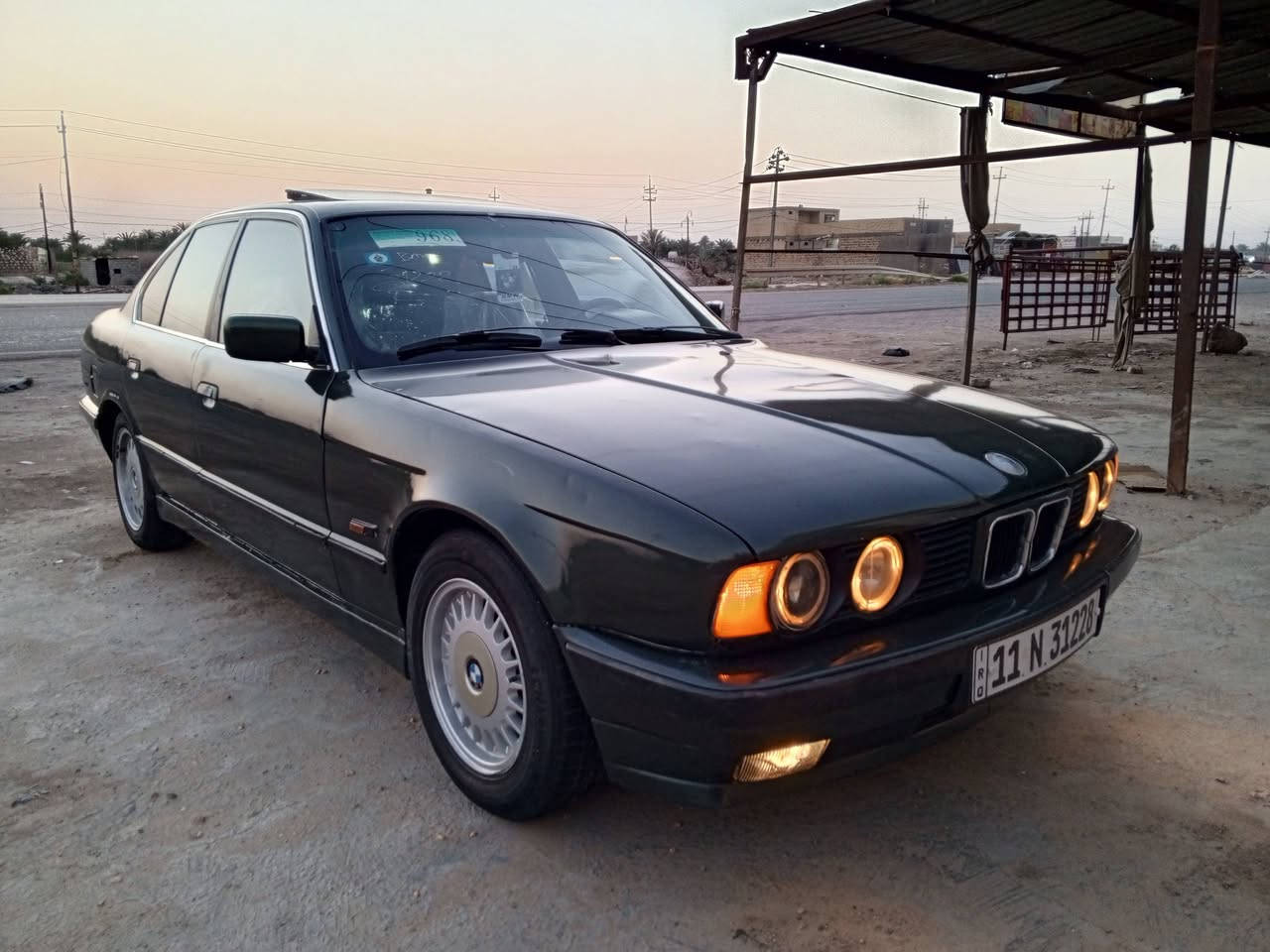 السلام عليكم لبيع
BMW..525 

اصل موديل 92فول مواصفات
سلايت روف 
كشنات جلد كهربائي جديد
محرك وكير جديد 
محرك مسكر تك فانوس 
حداديه خير من الله 
تخم تاير جديد 
تبريد مو شغال 
مصبوغه عام جماليه 
رقم بغداد نكليزي سنويه وهزه جديده
السعر 48وبيه مجال لشراي
الاستفسار على رقم ***********
