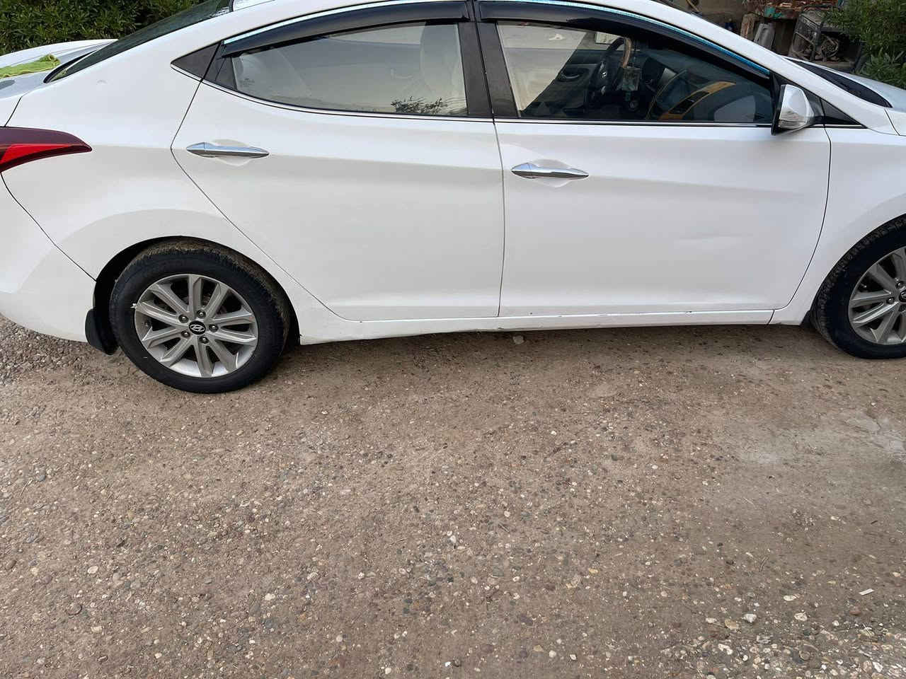 سلام عليكم البيع سياره
النتره موديل ١٥ خليجي تخم تاير صدر جديد
محرك ١٨٠٠  لا تبخير ولا تنقيص
بيه ٤قطع صبق بدون دواخل سياره حلوه
بسمي السيارة تحويل مباشر رقم جديد
رقم ***********    ***********
