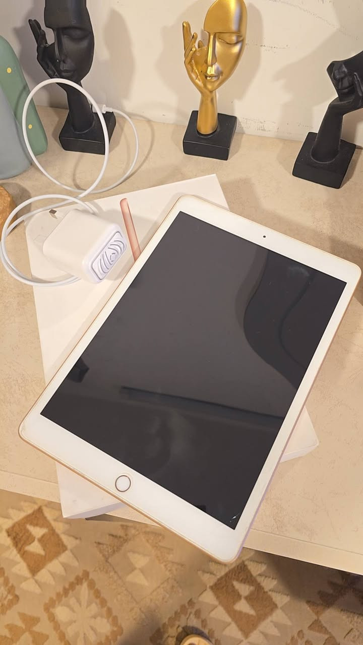 ايباد  ٨ نظيف ومحلقاتة ويا  وبي لزكة شاشة
بغداد الشعب
ب ١٧٥


**إذا كنت صاحب هذا الإعلان وتريد حذفه لأي سبب، رجاءا أرسل رسالة إلى الدعم الفني**