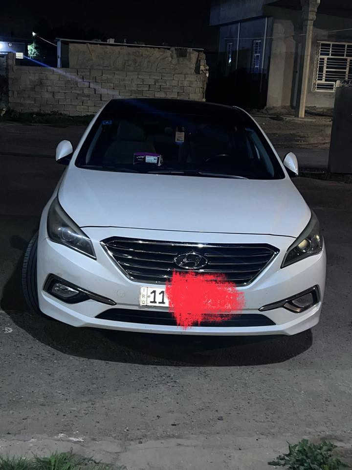 السلام عليكم  سوناتا خليجي للبيع موديل 15 الشكل الجديد المواصفات 
بنوراما 
مرايات شفط
تحكمات ستيرن
رقم بغداد
ويل كروم 
محرك 2400 دوش 
لون ابيض 
شاشة جبيرة كامرة 
وباقي المواصفات معروفه رقم انكليزي جديد تحويل ثاني يوم 

حادثها تبديل فقط قطعه وحده الجاملغ الايسر بدون دواخل وبدون صبغ بلادي السونار مرفق مع الصور
الاستفسار الاتصال على الرقم 
***********
