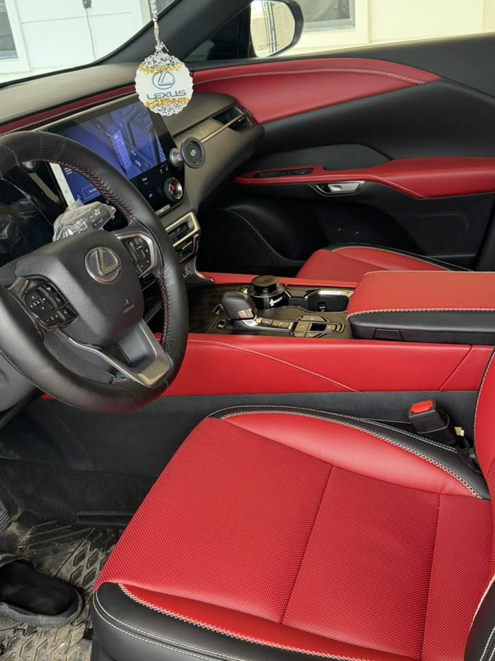 Rx350h    
فول ميحتاج اذكر المواصفات وارد كندي حادث جانبي سطحي 365$.  تحياتي …تواصل ***********
