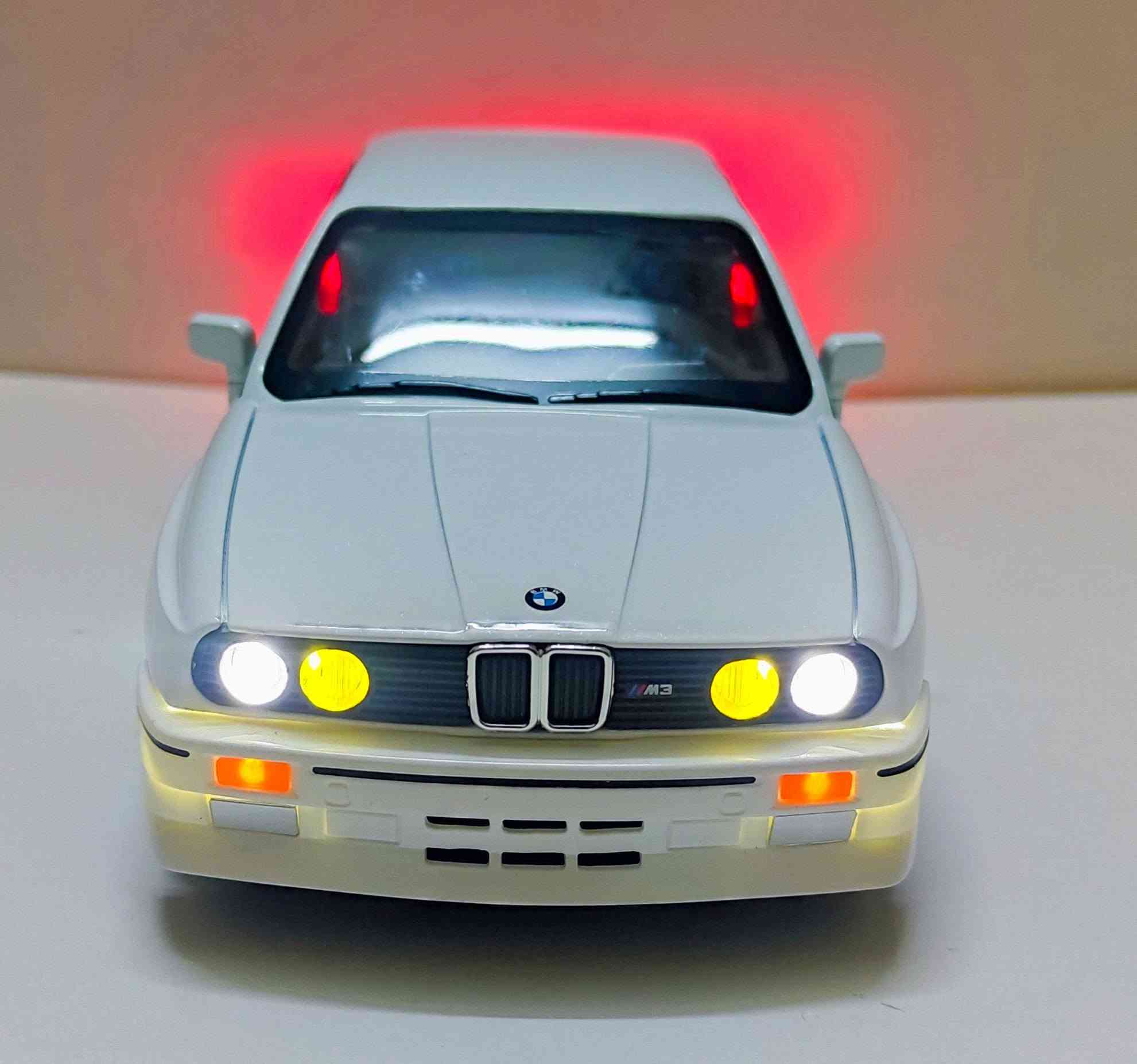 للبيع ماكيت لسياره BMW M3 E30 انتج هذا الموديل ١٩٨٦ ل ١٩٩١ مقاس ١،٢٤
المجسم بيفتح بتلكامل كبوت وببان وشنطه 

عجل متحرك وانوار امامى وخلفى وصوت موتور 

بتفاصيل حقيقيه 

القطعه جديده

للتواصل على الخاص او واتسأب /01006962258

#ماكيت_كار

#ماكيت_سيارات

#مجسمات_سيارات

#سيارات_مصغرة

#ماكيت

#ModelCars

#Diecast

#DiecastCars

#ScaleModel

#CarModel

#MiniCars

#CarCollectors

#هواة_السيارات

#عشاق_السيارات

#ClassicCarsModel

#SuperCarsModel

#ماكيت_سيارات

#مجسمات_سيارات

#سيارات_مصغرة

#ماكيت

#ModelCars

#Diecast

#DiecastCars

#ScaleModel

#CarModel

#MiniCars

#CarCollectors

#هواة_السيارات

#عشاق_السيارات

#ClassicCarsModel

#SuperCarsModel


**إذا كنت صاحب هذا الإعلان وتريد حذفه لأي سبب، رجاءا أرسل رسالة إلى الدعم الفني**