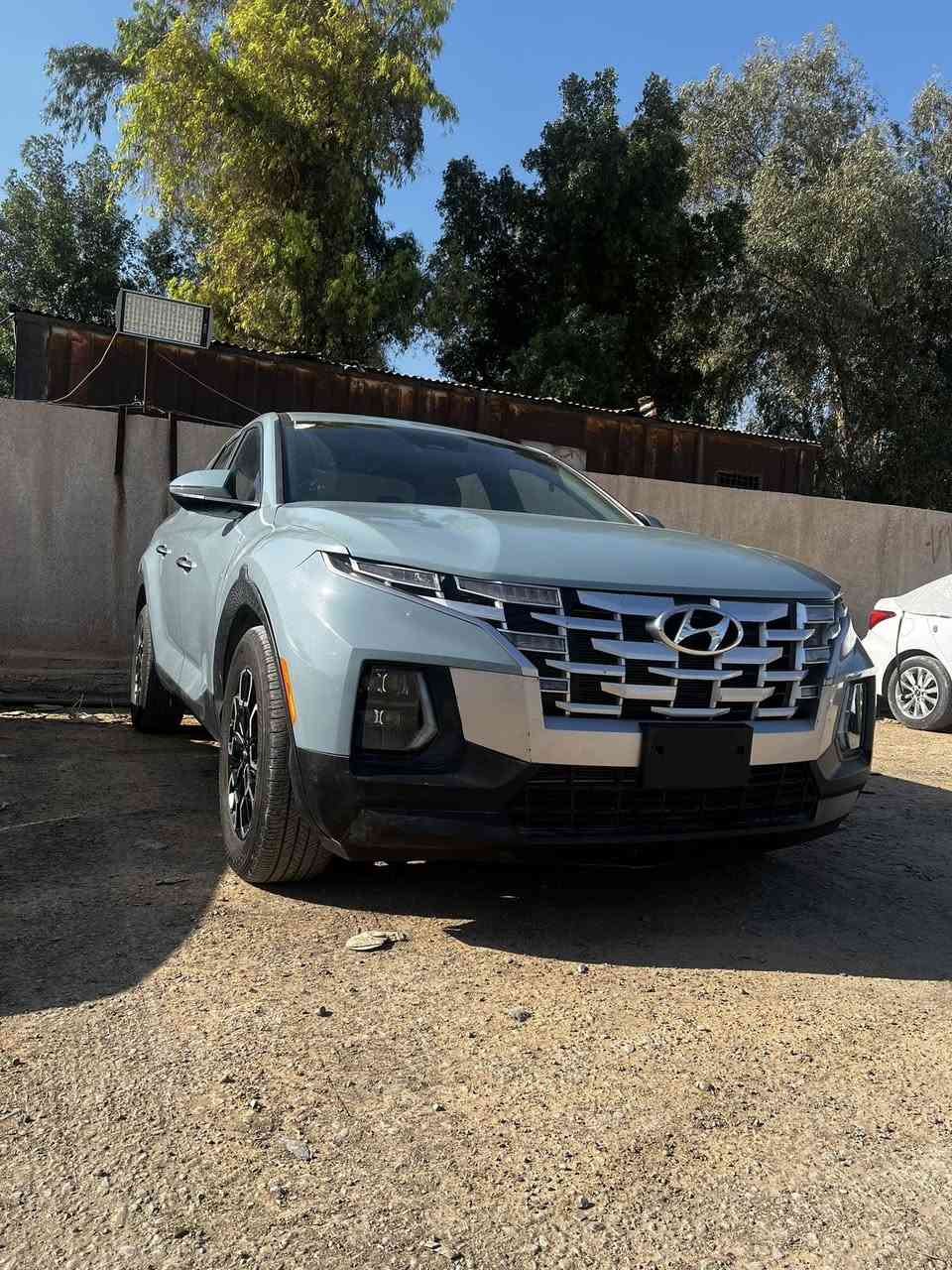 هونداي سانتا كروز 2024 ماشية 20 الف لون مميز بدون رقم 
محرك 2500
صور الحادث مرفقة مع الصور 
حادثه جاملغ وربع البنيد بدون دواخل 
تشغيل عن بعد اشاير مري  لايتات عدسة شاشه ديجيتال أبواب بصمة تشغيل بصمة كشنات كهرباء وتدفئة مانع تزحلق اوتو هولد ردار نقطة عمياء بعد هواي بيه موصفات 
بغداد الزعفرانية
 ***********
