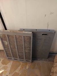 للبيع. مبردة الشمال نظيفة(بوشات بولبرن) ليف وقايش جديدات، مابيها اي خي...