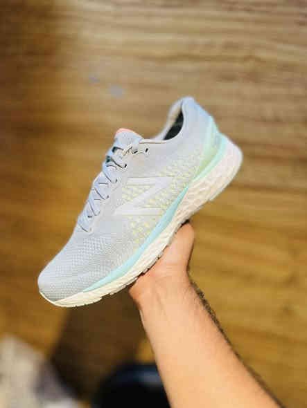 نيو بلنس فرش فوك 
باله امريكي اصلي 
قياس 43
طول القدم28
النظافه تامه 
توصيل جميع المحافظات 
للحجز واتساب 
***********
