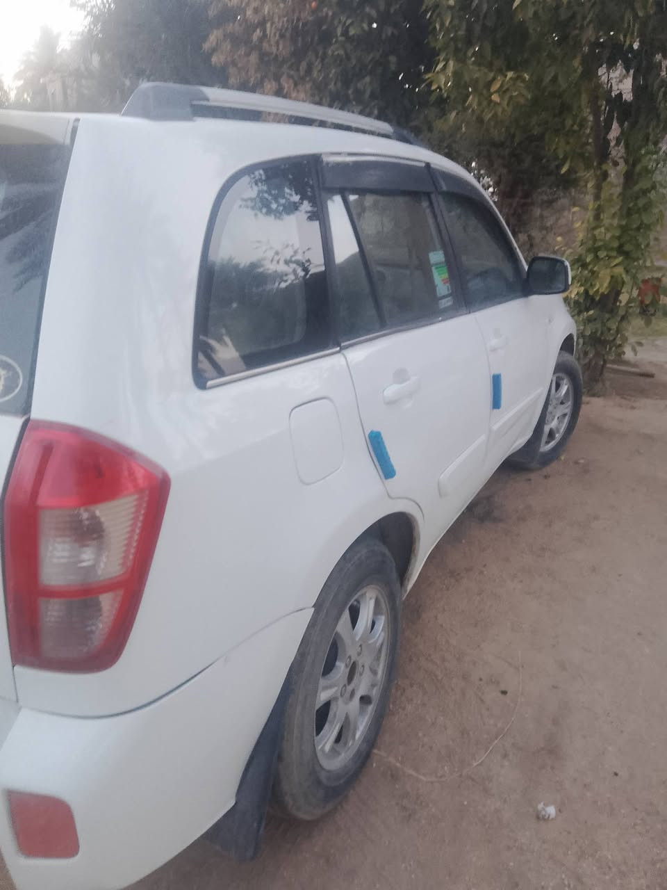 تيكو13واسط للبيع كير كهربائي جيد جدا محرك جيد جدا ادامه عامه للسياره تحويل مباشر صاحبها بل الصويره مكان السياره رمادي تراهم مراوس حسب القناعه للتواصل ***********
